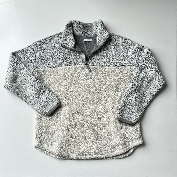 MAURICES Gray and Cream Half Zip Sherpa - Picture 1 of 6